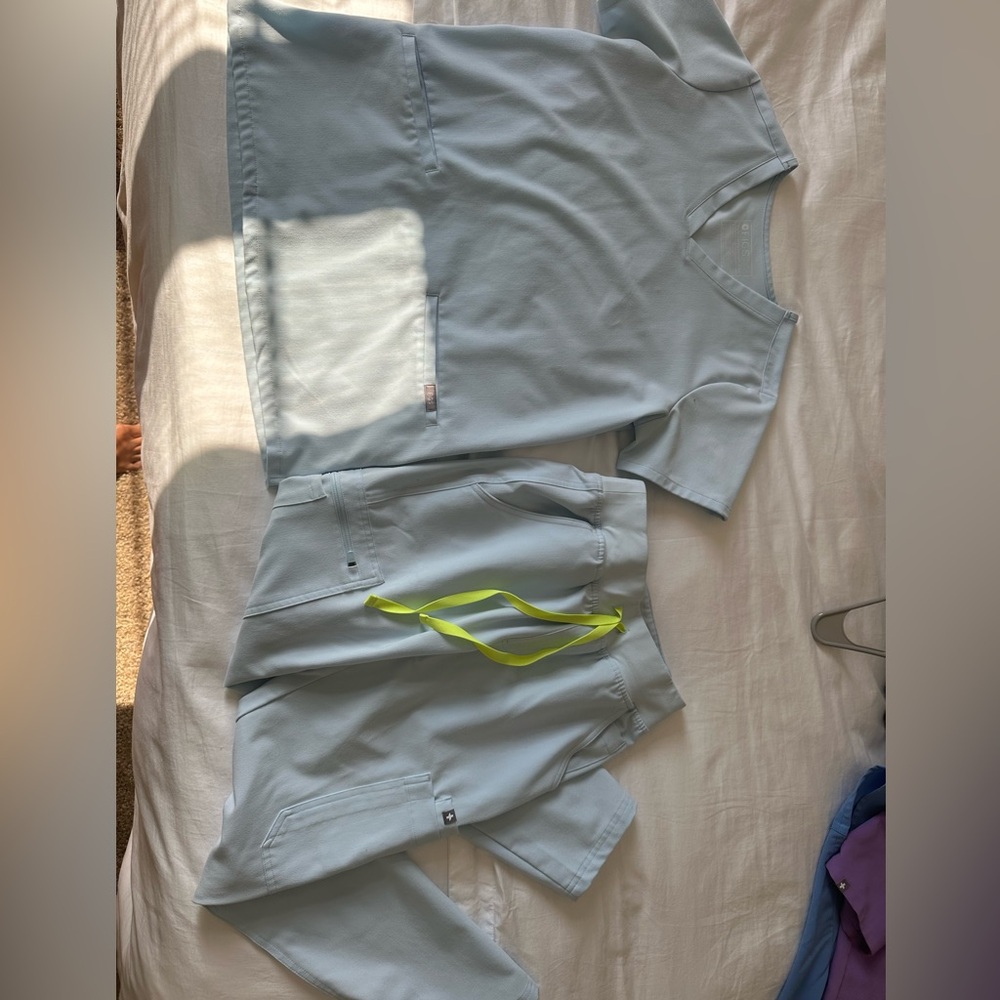 Figs Sky Blue Scrub Set